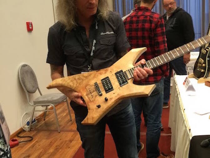 Devils Choice Guitars Holy Grail Guitar Show