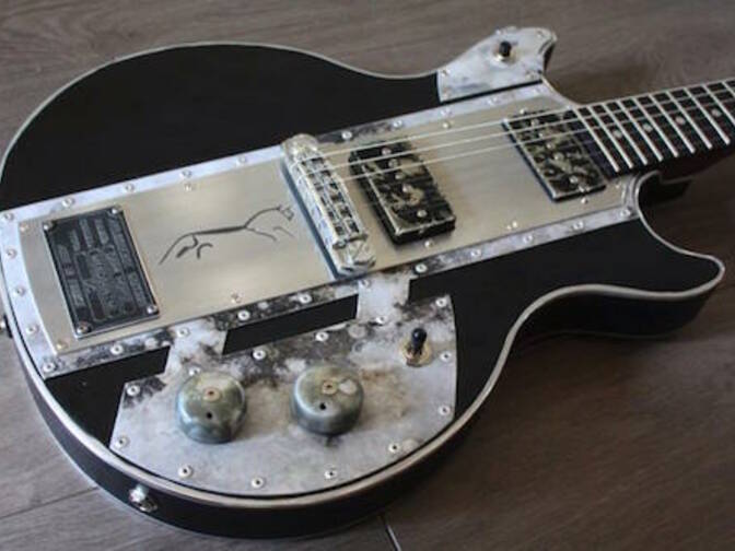 Billy Gibbons Plays a Meloduende with BKPs.
