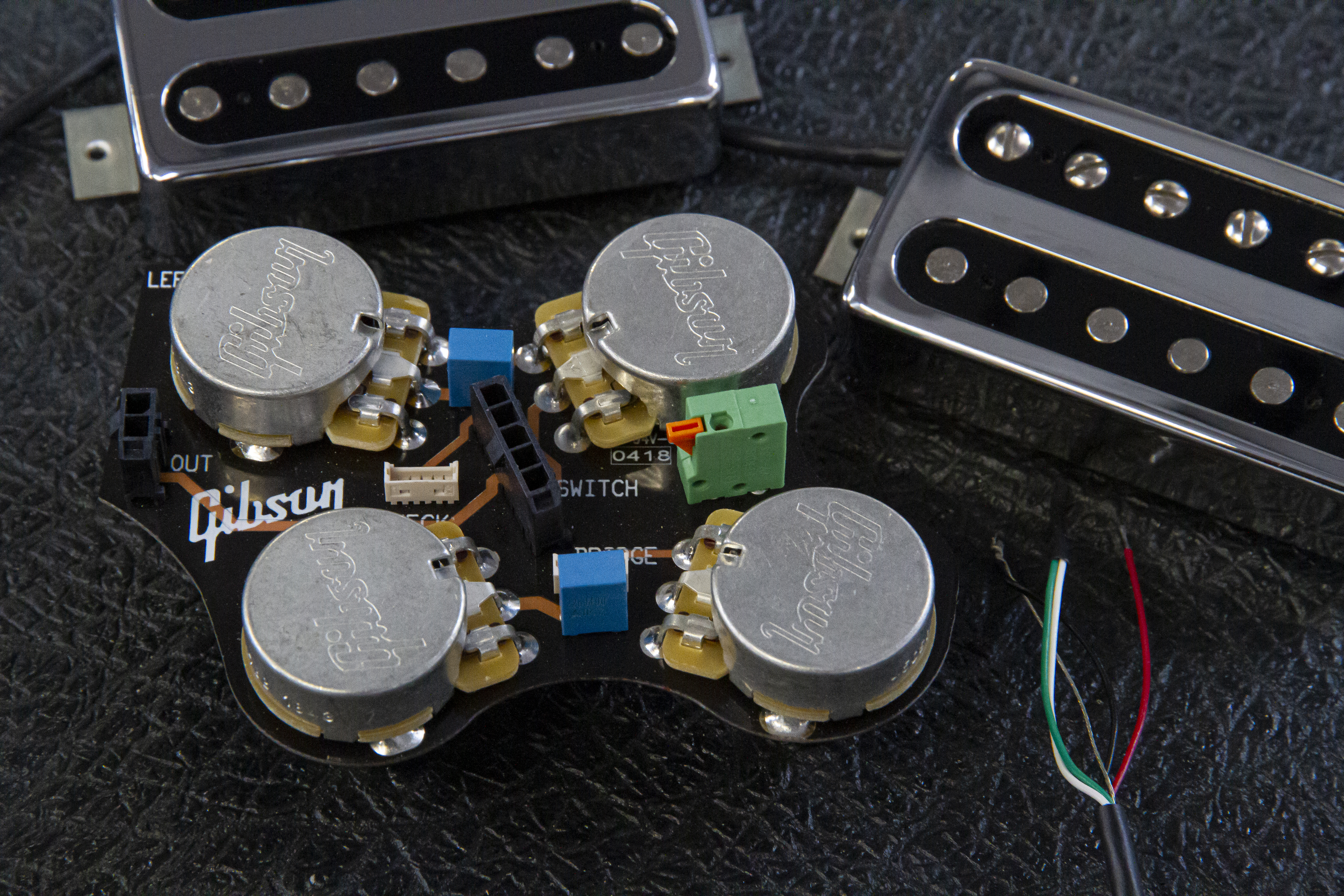 Using Bare Knuckles with a Gibson Circuit Board Bare Knuckle Pickups