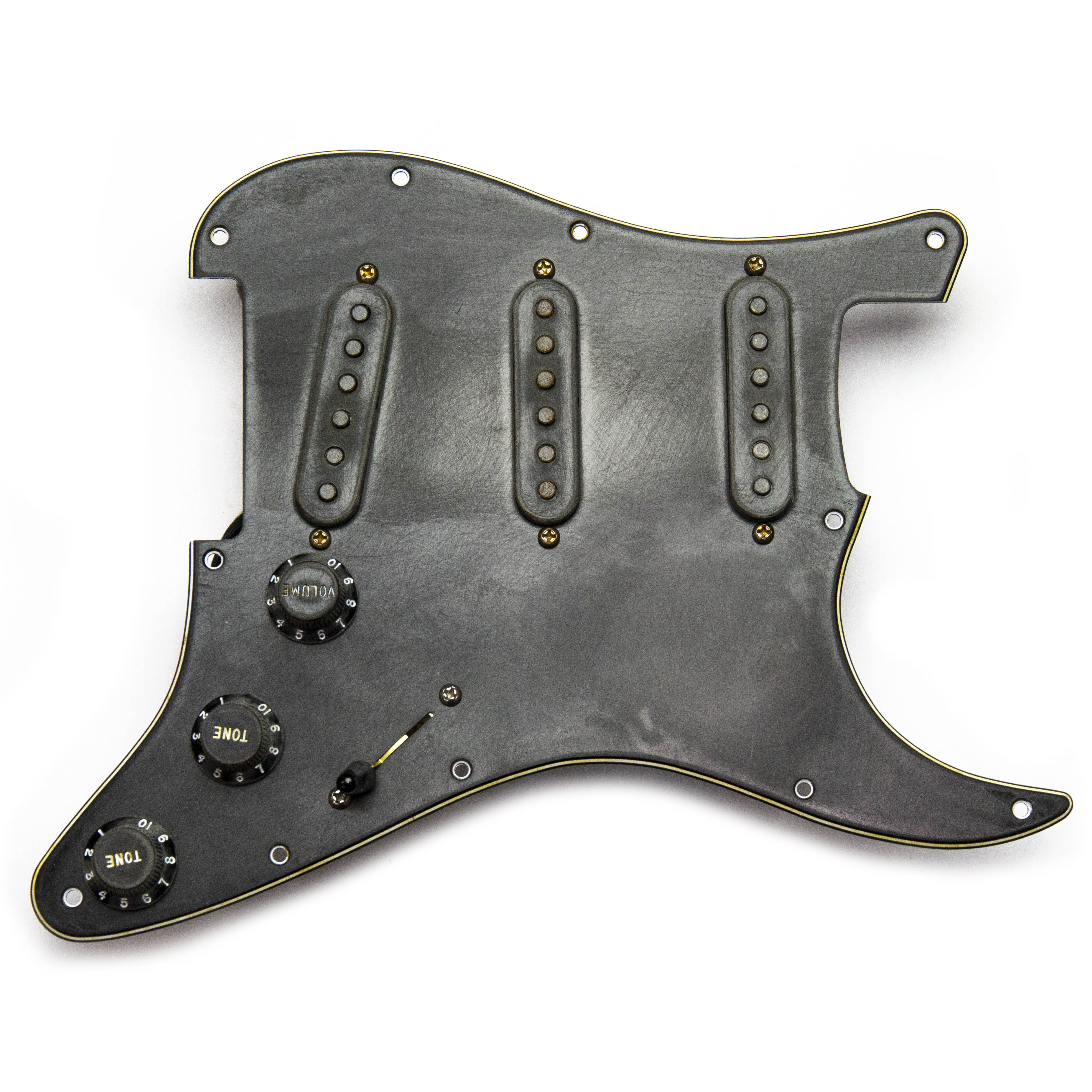 63 Veneer Board Singlecoil Aged Black Prewired Strat Pickguard